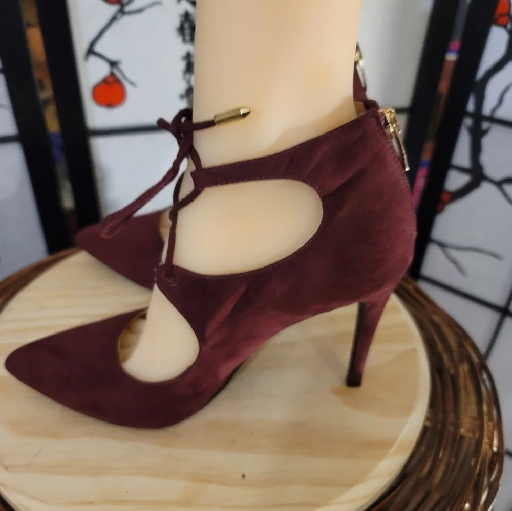 MARC FISCHER RICH BURGUNDY CUT OUT LACED TOP HEELS/SIZE 7 - Picture 7 of 9